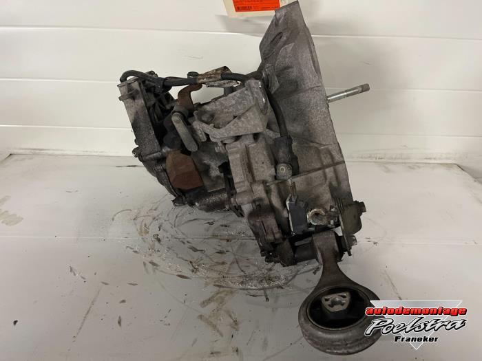 Gearbox from a Fiat Grande Punto (199) 1.3 JTD Multijet 16V 85 Actual 2011