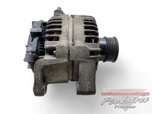 Dynamo van een Opel Astra H SW (L35) 2.0 16V Turbo 2006