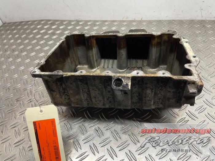Usagé Couvercle carter Volkswagen Polo IV (9N1/2/3) 1.4 TDI 80 Prix € 20,00 Règlement à la marge proposé par Autodemontage Poelstra B.V.