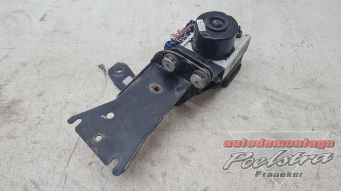 Begagnade ABS-pump Renault Twingo II (CN) 1.2 Pris € 39,95 Marginaltabell erbjuds av Autodemontage Poelstra B.V.