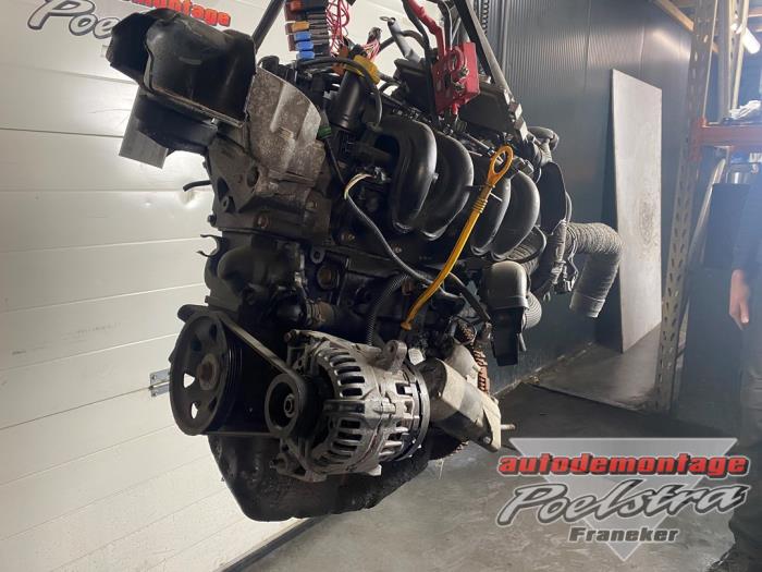 Motor van een Renault Twingo II (CN) 1.2 2008