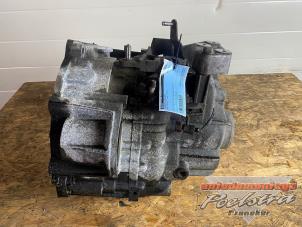 Getriebe van een Volkswagen Passat (3C2) 2.0 TDI 140 2005