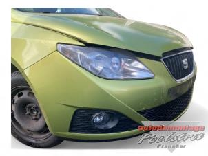 Używane Zderzak przedni Seat Ibiza IV (6J5) 1.9 TDI 105 Cena € 150,00 Procedura marży oferowane przez Autodemontage Poelstra B.V.