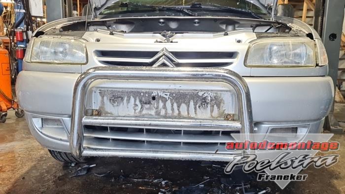Begagnade Frontbåge Citroen Berlingo 2.0 HDi 90 Pris € 199,95 Marginaltabell erbjuds av Autodemontage Poelstra B.V.