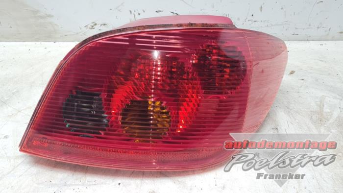 Rear tail light wiring loom