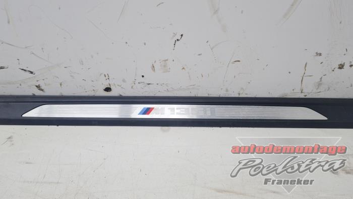 Begagnade Dekorstripe BMW M1 (F21) M135i 3.0 24V Pris € 38,95 Marginaltabell erbjuds av Autodemontage Poelstra B.V.