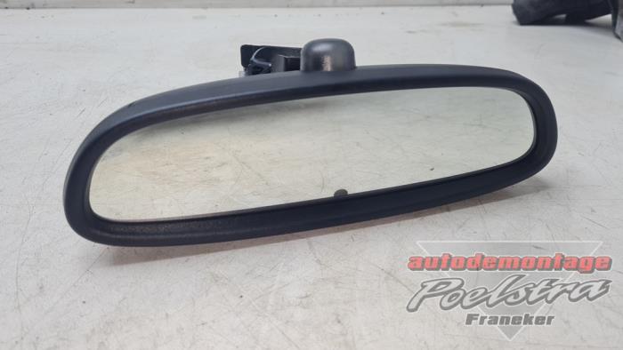 Używane Lusterko wewnetrzne BMW M1 (F21) M135i 3.0 24V Cena € 59,95 Procedura marży oferowane przez Autodemontage Poelstra B.V.