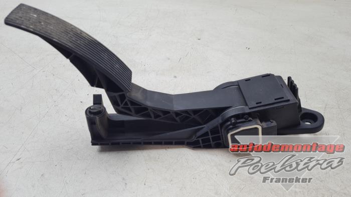 Begagnade Gaspedalsensor Mercedes ML II (164/4JG) 3.0 ML-320 CDI 4-Matic V6 24V Pris € 40,00 Marginaltabell erbjuds av Autodemontage Poelstra B.V.