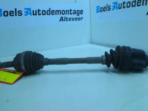 Used Front drive shaft, left Toyota Yaris (P1) 1.4 D-4D Price € 35,00 Margin scheme offered by Boels Autodemontage