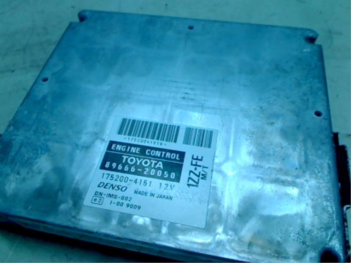 Usados Engine management computer Toyota Celica (ZZT230/231) 1.8i 16V Precio € 50,00 Norma de margen ofrecido por Boels Autodemontage