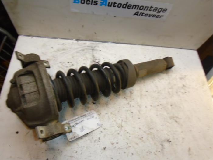 Rear shock absorber rod, left from a Volkswagen Touareg 2004