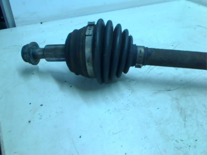 Front drive shaft, left from a Seat Leon (1M1) 1.6 2000