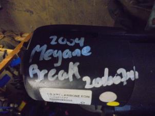 Usados Lona maletero Renault Megane II (BM/CM) 1.6 16V Autom. Precio de solicitud ofrecido por Boels Autodemontage