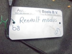 Usados Repisa trasera Renault Modus/Grand Modus (JP) Precio € 30,00 Norma de margen ofrecido por Boels Autodemontage