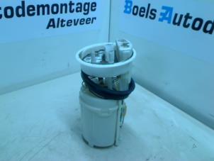 Used Electric fuel pump Skoda Fabia (6Y2) 1.4i 16V Price € 35,00 Margin scheme offered by Boels Autodemontage