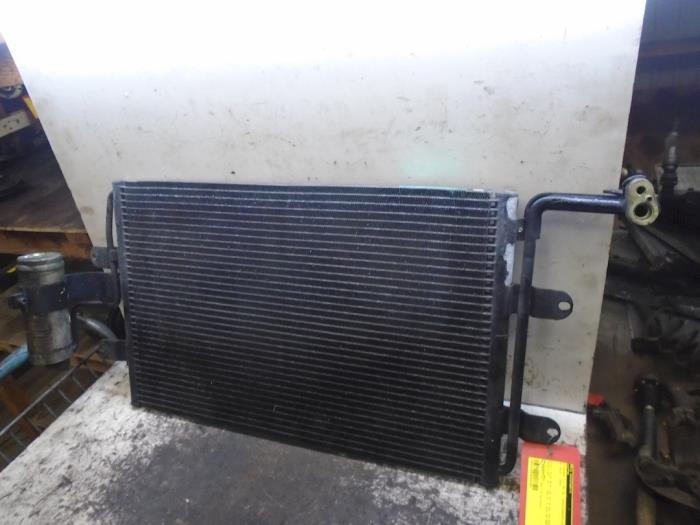 Air conditioning radiator from a Volkswagen Polo IV (9N1/2/3) 1.4 TDI 70 2008