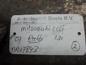 Gebrauchte Bremszange rechts vorne Mitsubishi Colt (Z2/Z3) 1.3 16V Preis € 35,00 Margenregelung angeboten von Boels Autodemontage