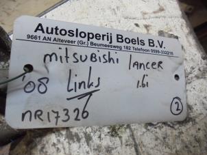 Usagé Barre amortisseur avant gauche Mitsubishi Lancer Wagon (CS) 1.6 16V Prix € 35,00 Règlement à la marge proposé par Boels Autodemontage