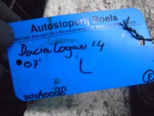Usagé Barre amortisseur avant gauche Dacia Logan (LS) 1.4 Prix € 50,00 Règlement à la marge proposé par Boels Autodemontage