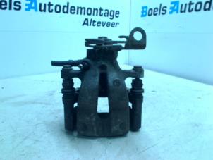Used Rear brake calliper, left Alfa Romeo 147 (937) Price € 35,00 Margin scheme offered by Boels Autodemontage
