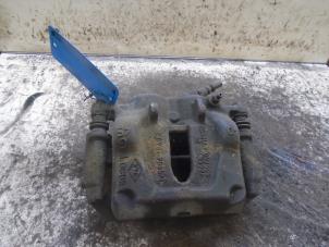Used Front brake calliper, left Opel Vivaro 1.9 DI Price € 35,00 Margin scheme offered by Boels Autodemontage