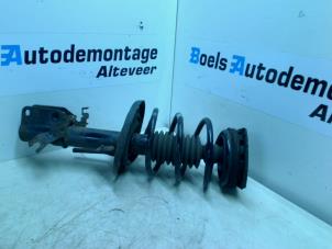 Used Front shock absorber rod, right Renault Megane III Grandtour (KZ) 1.5 dCi 110 Price on request offered by Boels Autodemontage