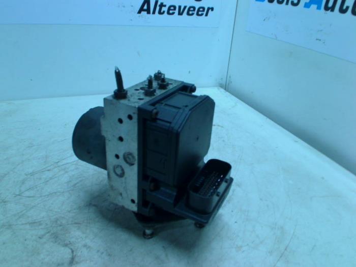 Gebrauchte ABS Pumpe Mercedes Vito (639.6) 2.2 111 CDI 16V Preis € 75,00 Margenregelung angeboten von Boels Autodemontage