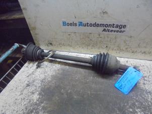 Used Front drive shaft, left Opel Vivaro 1.9 DI Price € 50,00 Margin scheme offered by Boels Autodemontage