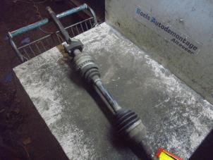 Used Front drive shaft, right Opel Astra H GTC (L08) 1.9 CDTi 100 Price € 35,00 Margin scheme offered by Boels Autodemontage