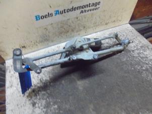 Used Wiper motor + mechanism BMW 3 serie (E36/2) 323iS 24V Price € 40,00 Margin scheme offered by Boels Autodemontage