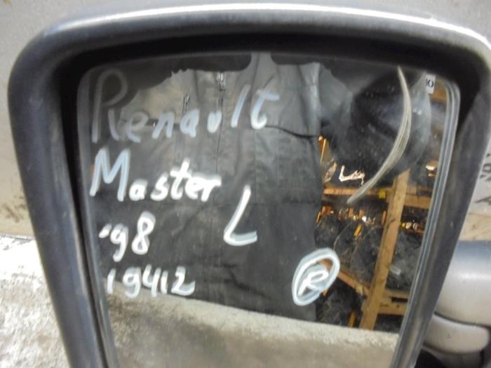 Retrovisor externo izquierda de un Renault Master II (FD/HD) 2.5 D 1998