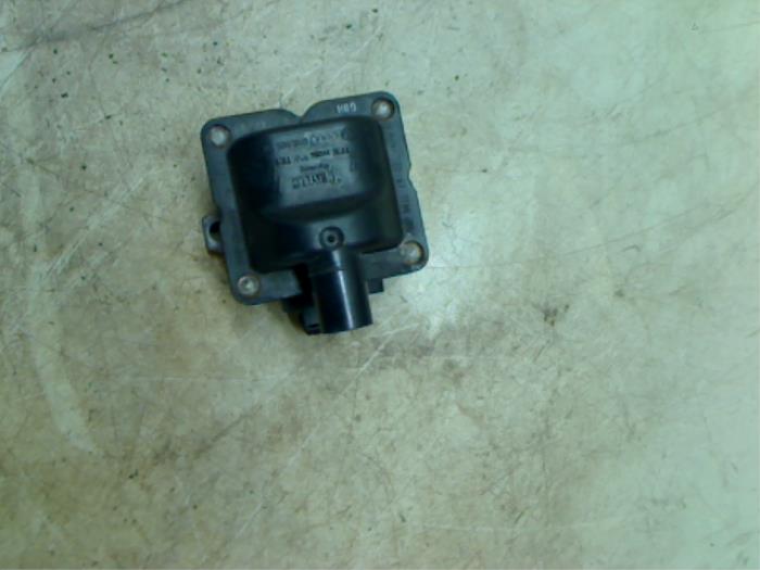 Ignition coil Volkswagen Polo III 1.4i 60 94111901 0118086 TEMIC