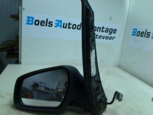 Usados Retrovisor externo izquierda Ford Focus C-Max 1.8 16V Precio € 40,00 Norma de margen ofrecido por Boels Autodemontage