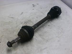 Used Front drive shaft, left Volkswagen Lupo (6X1) Price € 25,00 Margin scheme offered by Boels Autodemontage