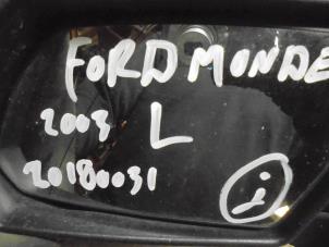 Used Wing mirror, left Ford Mondeo III Wagon 1.8 16V Price € 35,00 Margin scheme offered by Boels Autodemontage