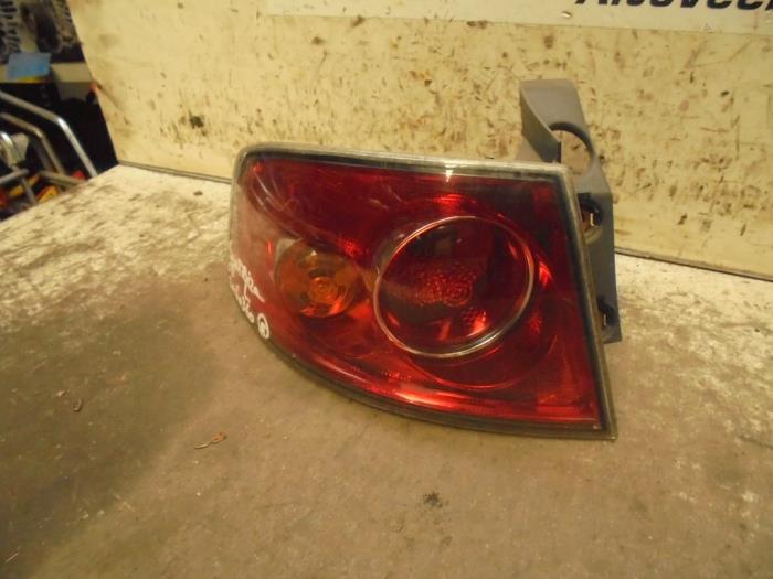 Rücklicht links van een Seat Ibiza III (6L1) 1.9 TDI 100 2002