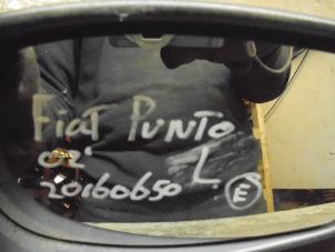 Used Wing mirror, left Fiat Punto II (188) 1.2 60 S Price € 25,00 Margin scheme offered by Boels Autodemontage