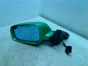 Used Wing mirror, left Audi A3 (8L1) 1.8 20V Price € 35,00 Margin scheme offered by Boels Autodemontage