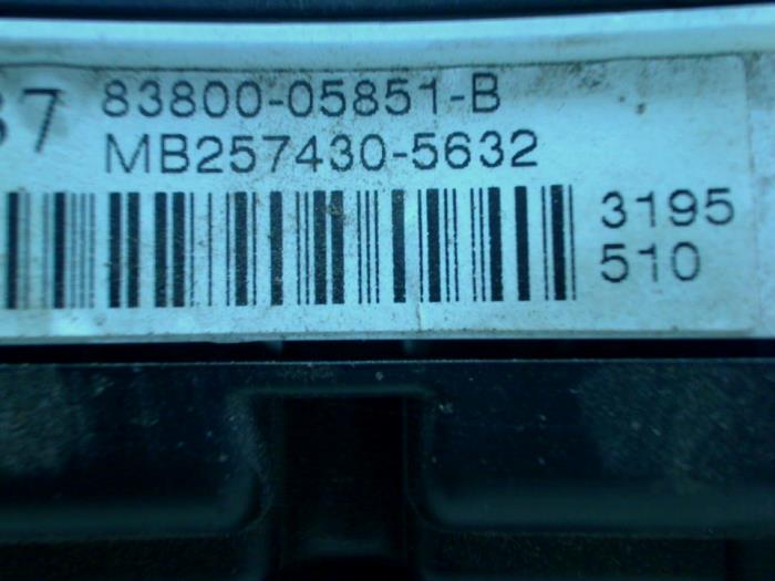 Odometer KM from a Toyota Avensis Wagon (T25/B1E) 2.2 D-4D 16V D-CAT 2005