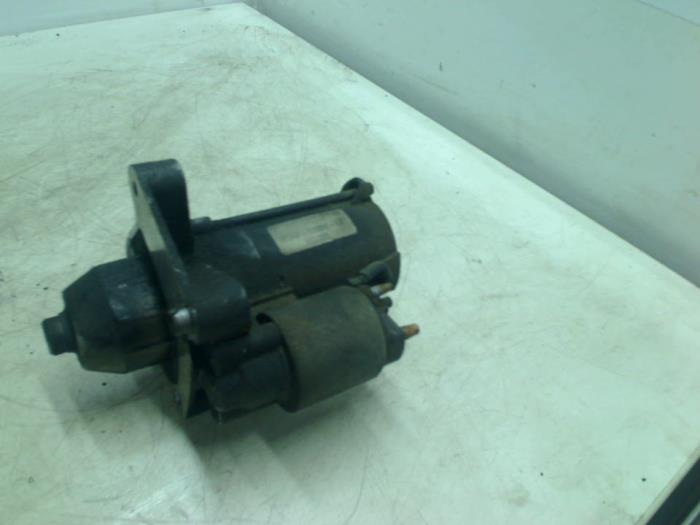 Begagnade Startmotor Ford Fiesta 5 (JD/JH) 1.4 TDCi Pris € 35,00 Marginaltabell erbjuds av Boels Autodemontage