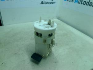 Used Electric fuel pump Hyundai Coupe 2.0i 16V CVVT Price € 25,00 Margin scheme offered by Boels Autodemontage