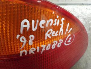 Usagé Feu arrière droit Toyota Avensis Prix € 35,00 Règlement à la marge proposé par Boels Autodemontage