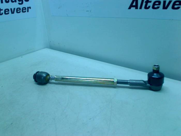 Tie rod (complete) from a Renault Clio 1995
