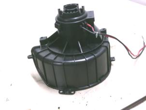 Used Heating and ventilation fan motor Opel Astra H SW (L35) 1.7 CDTi 16V Price € 35,00 Margin scheme offered by Boels Autodemontage