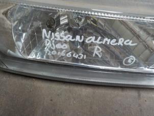 Used Headlight, right Nissan Almera (N15) 1.6 GX,SLX,SR 16V Price € 35,00 Margin scheme offered by Boels Autodemontage