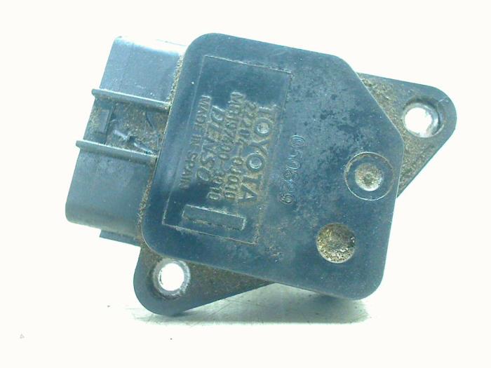 Air mass meter from a Toyota Corolla Verso (R10/11) 1.8 16V VVT-i 2006