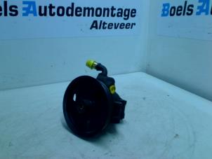 Used Power steering pump Ford Ka I 1.6i SportKa Price € 25,00 Margin scheme offered by Boels Autodemontage