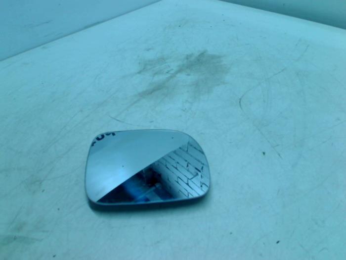 Cristal reflectante derecha de un Volkswagen Golf IV (1J1) 1.4 16V 2003