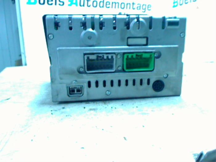 Radio z Volvo S60 I (RS/HV) 2.4 20V Bi-fuel LPG 2001