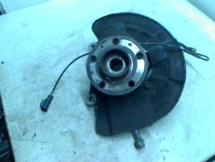 Used Front wheel hub Volvo S60 I (RS/HV) 2.4 20V Bi-fuel LPG Price on request offered by Boels Autodemontage
